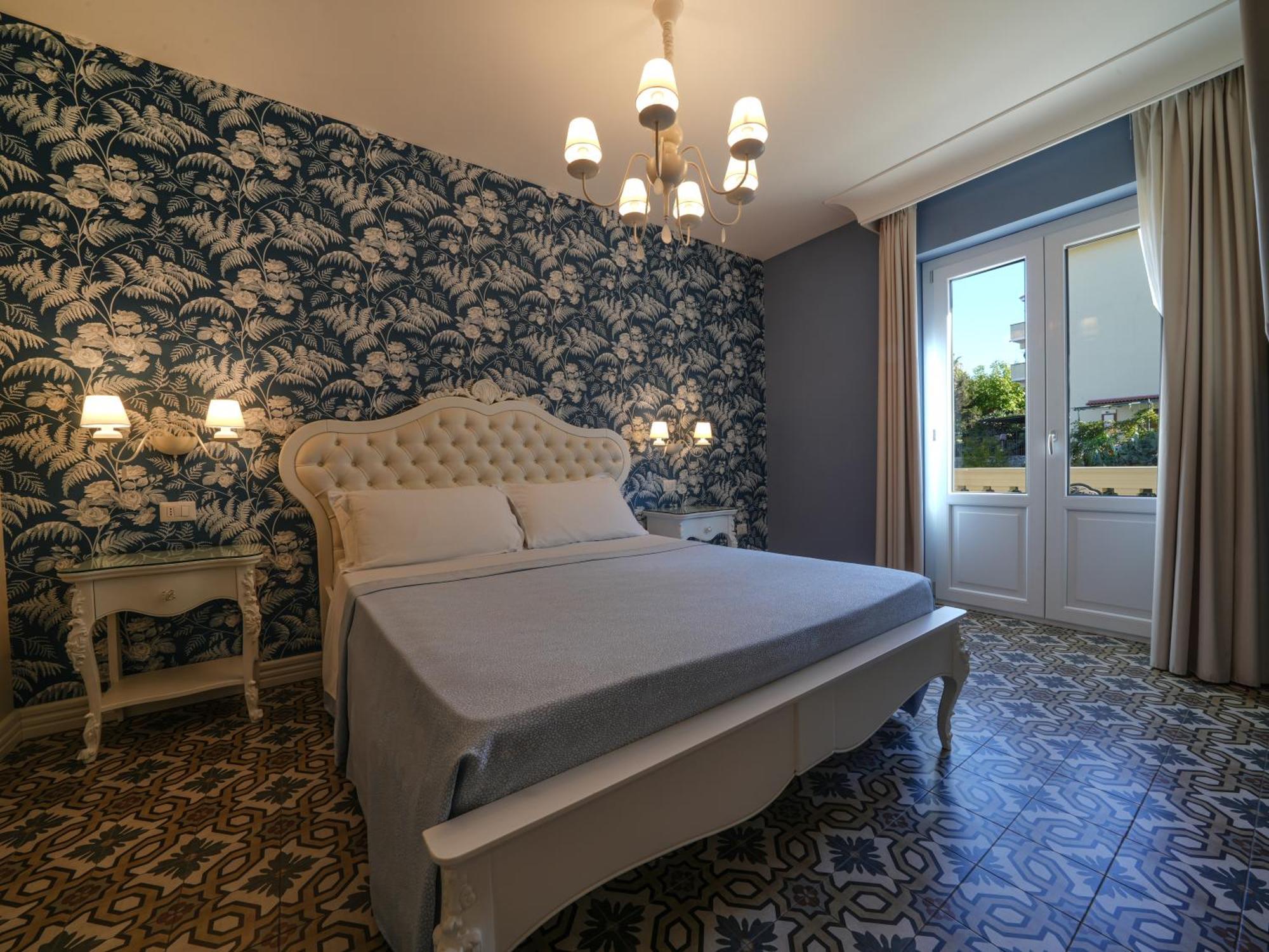 Sui Generis Tropea Luxury Rooms Exterior foto